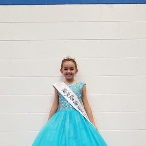 Meet your Posher, Sierra